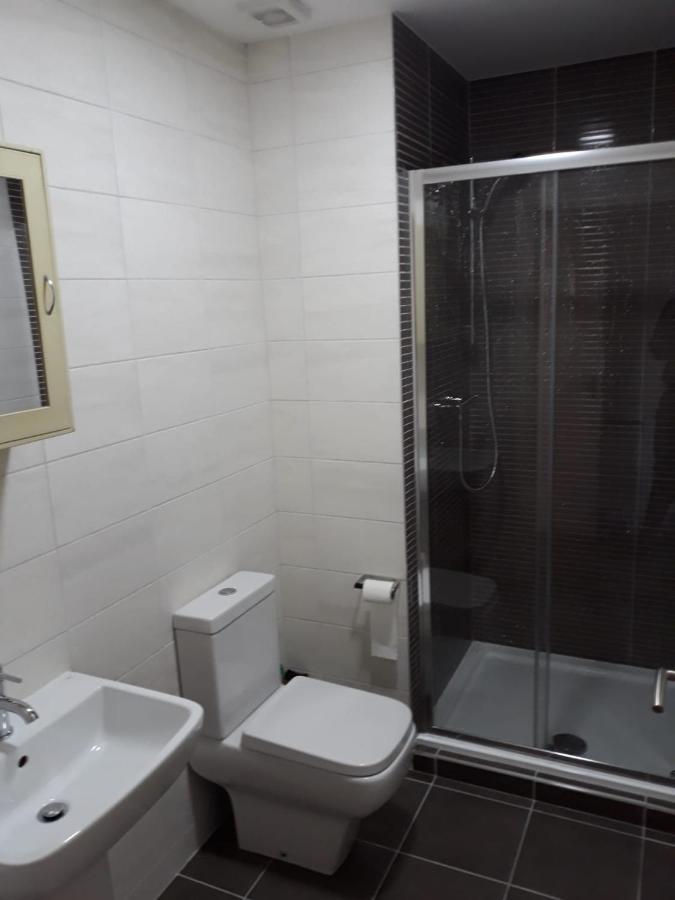 Denny Guests House / Green Lane Liverpool Bagian luar foto